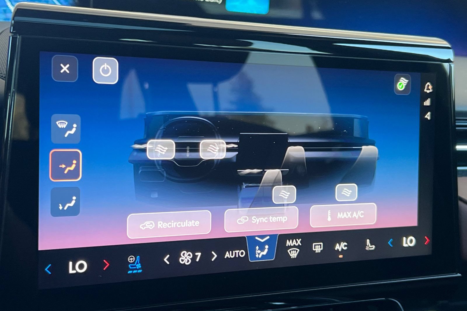 New 2026 Lincoln Nautilus Reserve w/ Jet Appearance Package AWD/4WD image 18