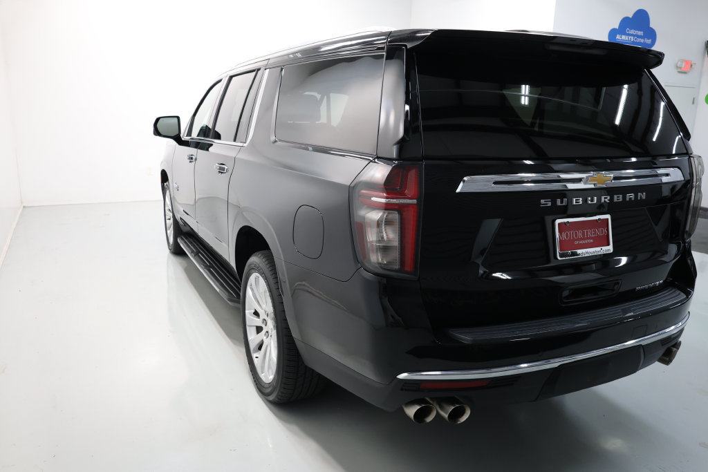 Used 2021 Chevrolet Suburban Premier w/ Premium Package RWD image 59