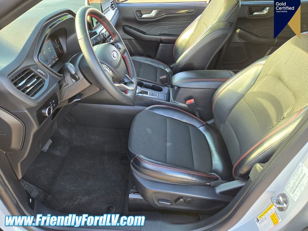 Certified 2025 Ford Escape ST-Line image 8