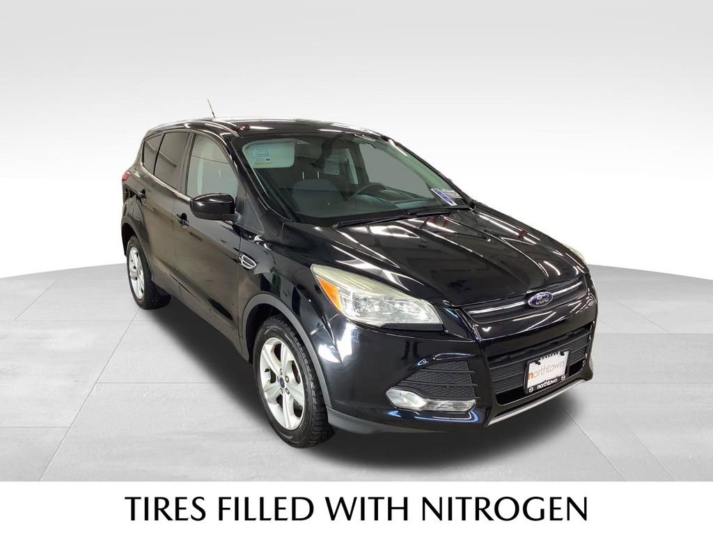 Used 2016 Ford Escape SE w/ SE Cold Weather Package AWD/4WD image 24