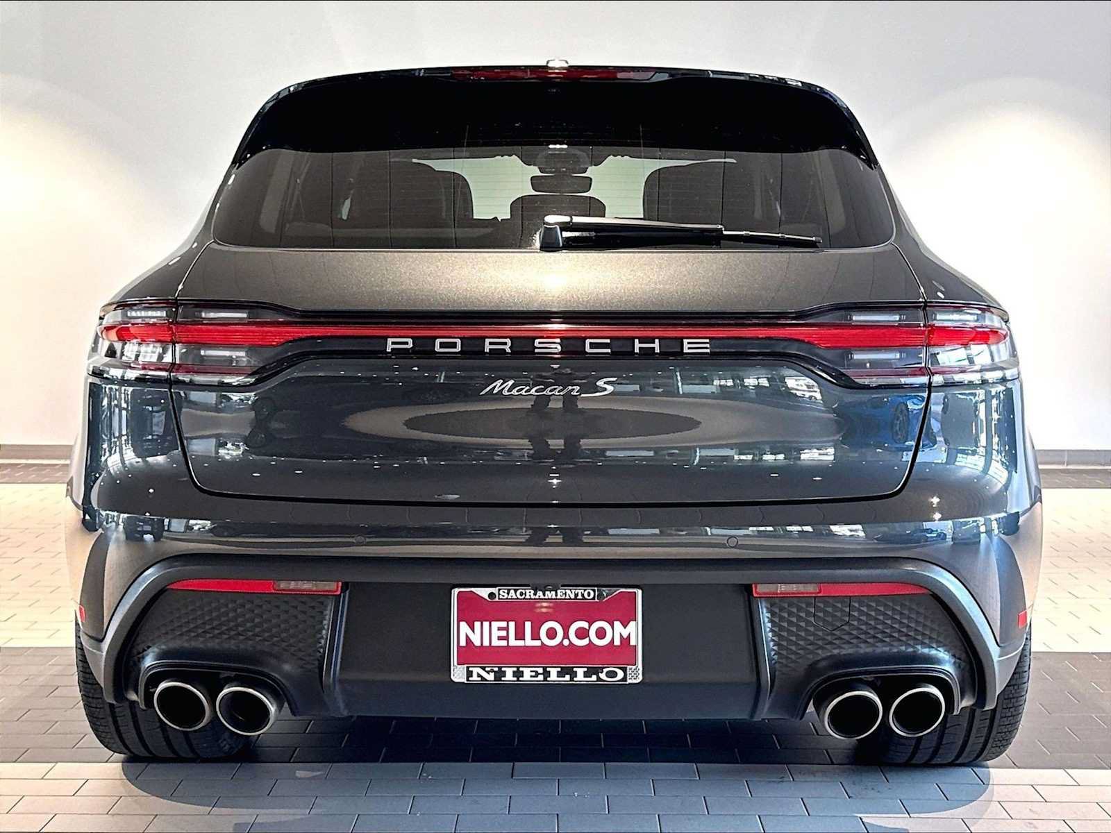 Used 2025 Porsche Macan S AWD/4WD image 9