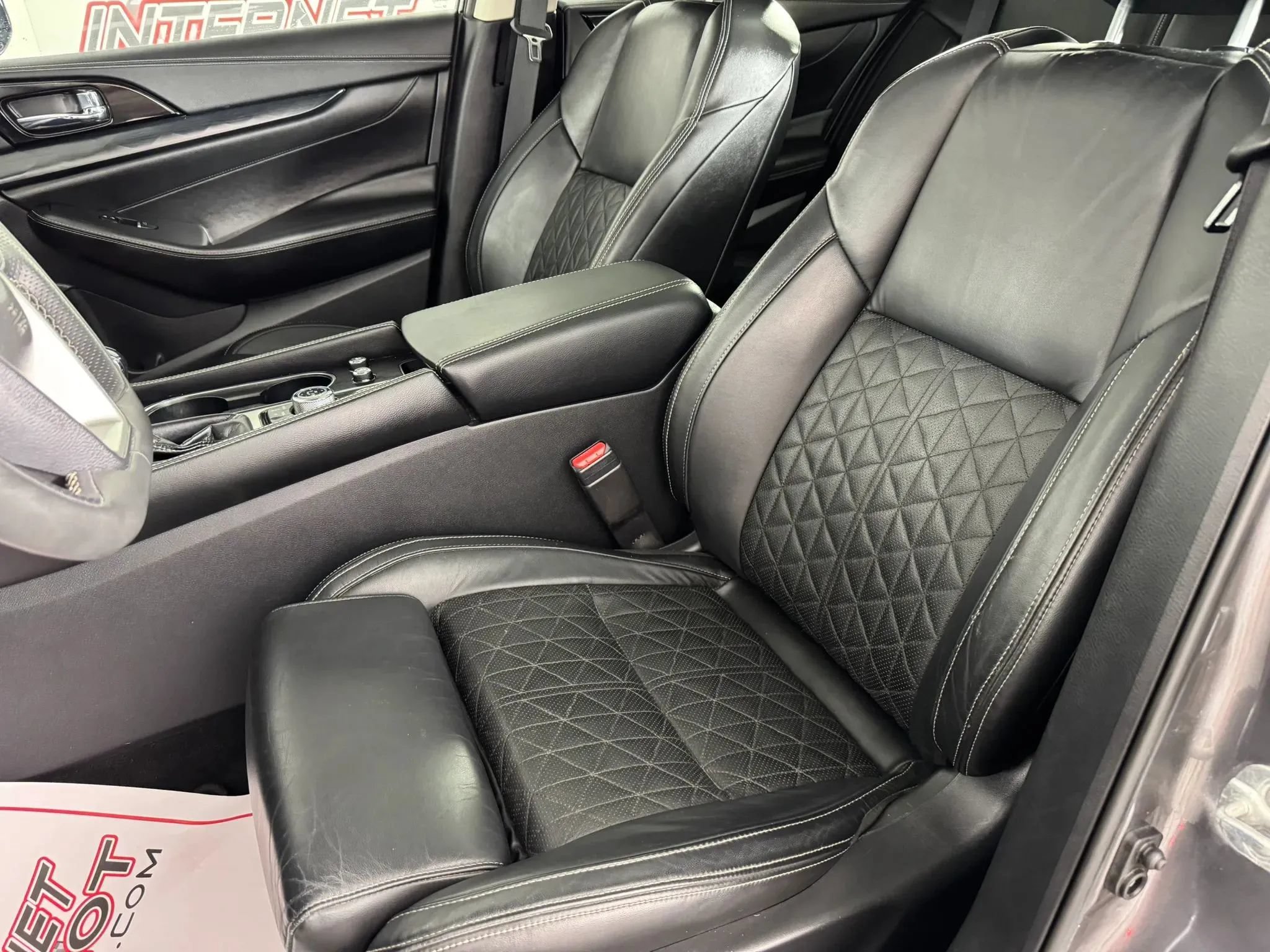 Used 2022 Nissan Maxima Platinum w/ Sport Mat Group FWD image 33