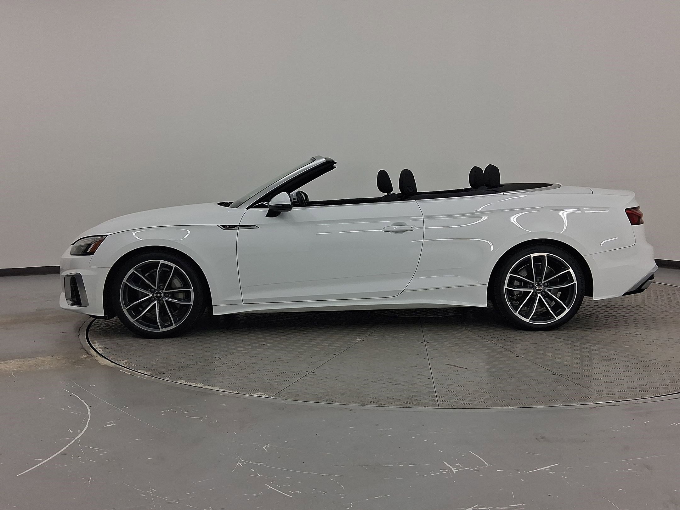 Used 2024 Audi A5 2.0T Premium Plus w/ Premium Plus image 2