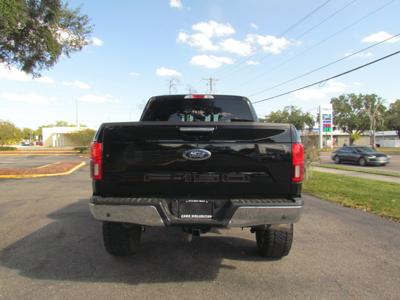 Used 2018 Ford F150 Lariat image 7