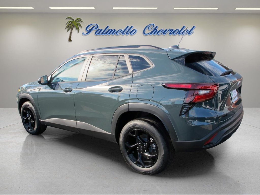 New 2026 Chevrolet Trax LT w/ Driver Confidence Package FWD image 4