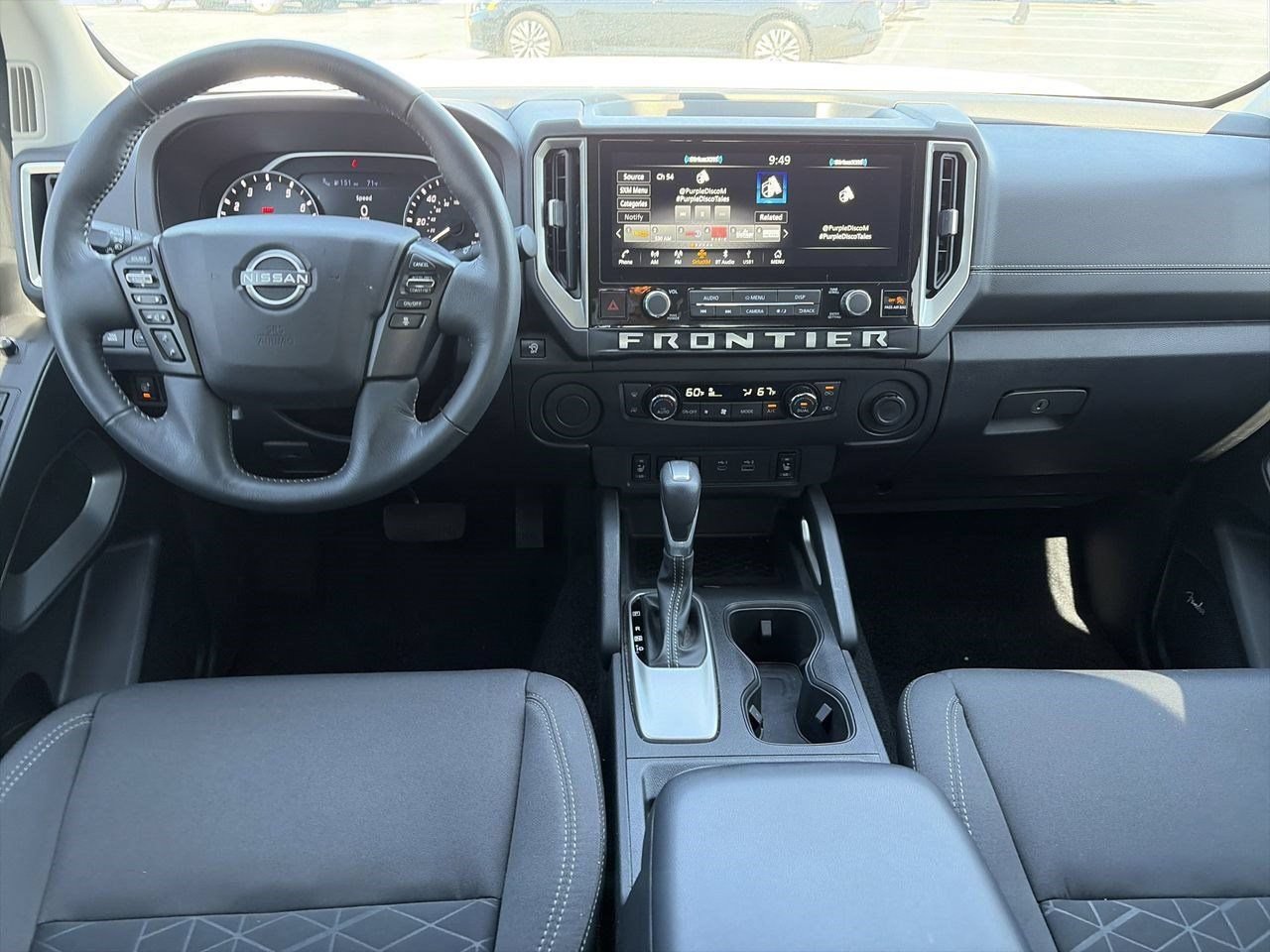 Certified 2025 Nissan Frontier SV w/ SV Convenience Package RWD image 34