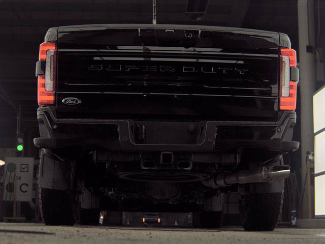 Used 2025 Ford F250 Platinum AWD/4WD image 7