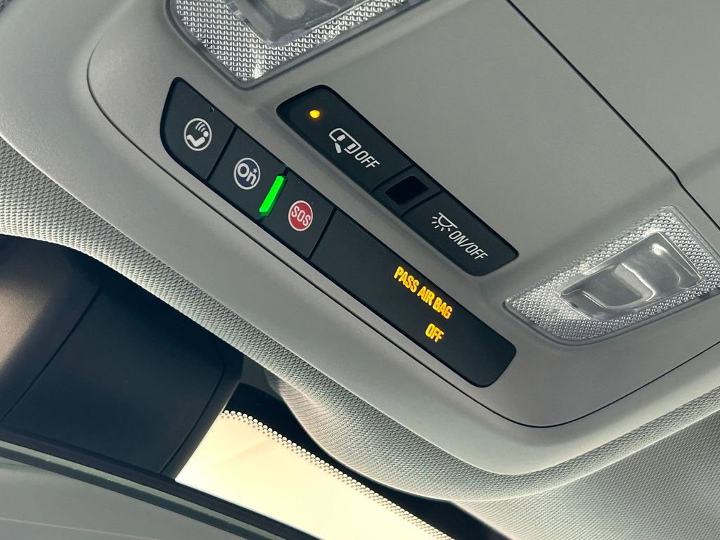 Used 2019 Chevrolet Equinox LS w/ LPO, Floor Liner Package FWD image 20