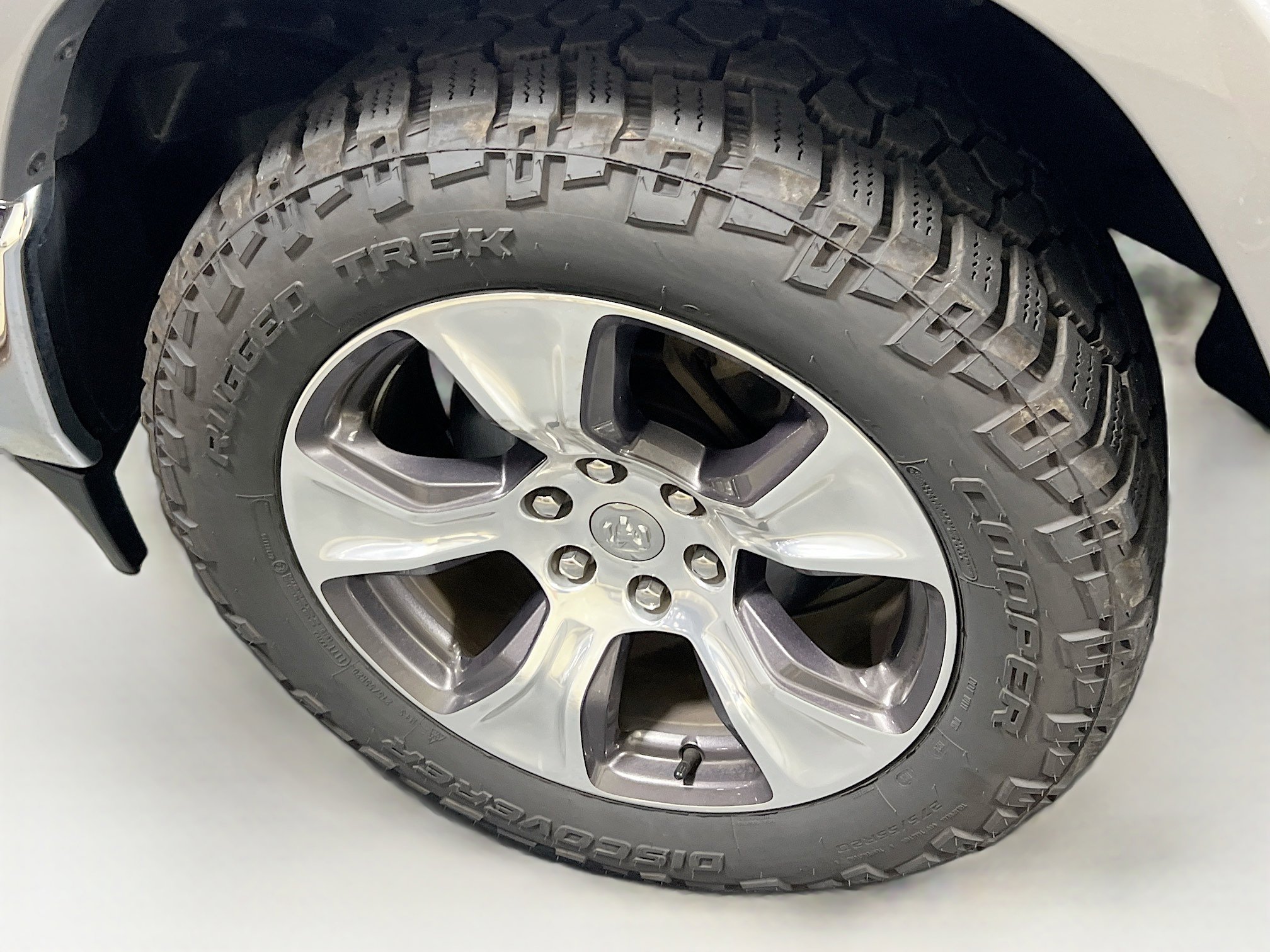 Used 2022 RAM 1500 Laramie image 28