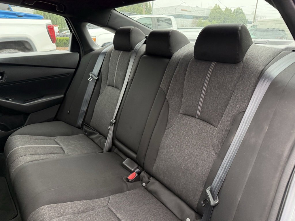 Used 2023 Honda Accord Sport image 12