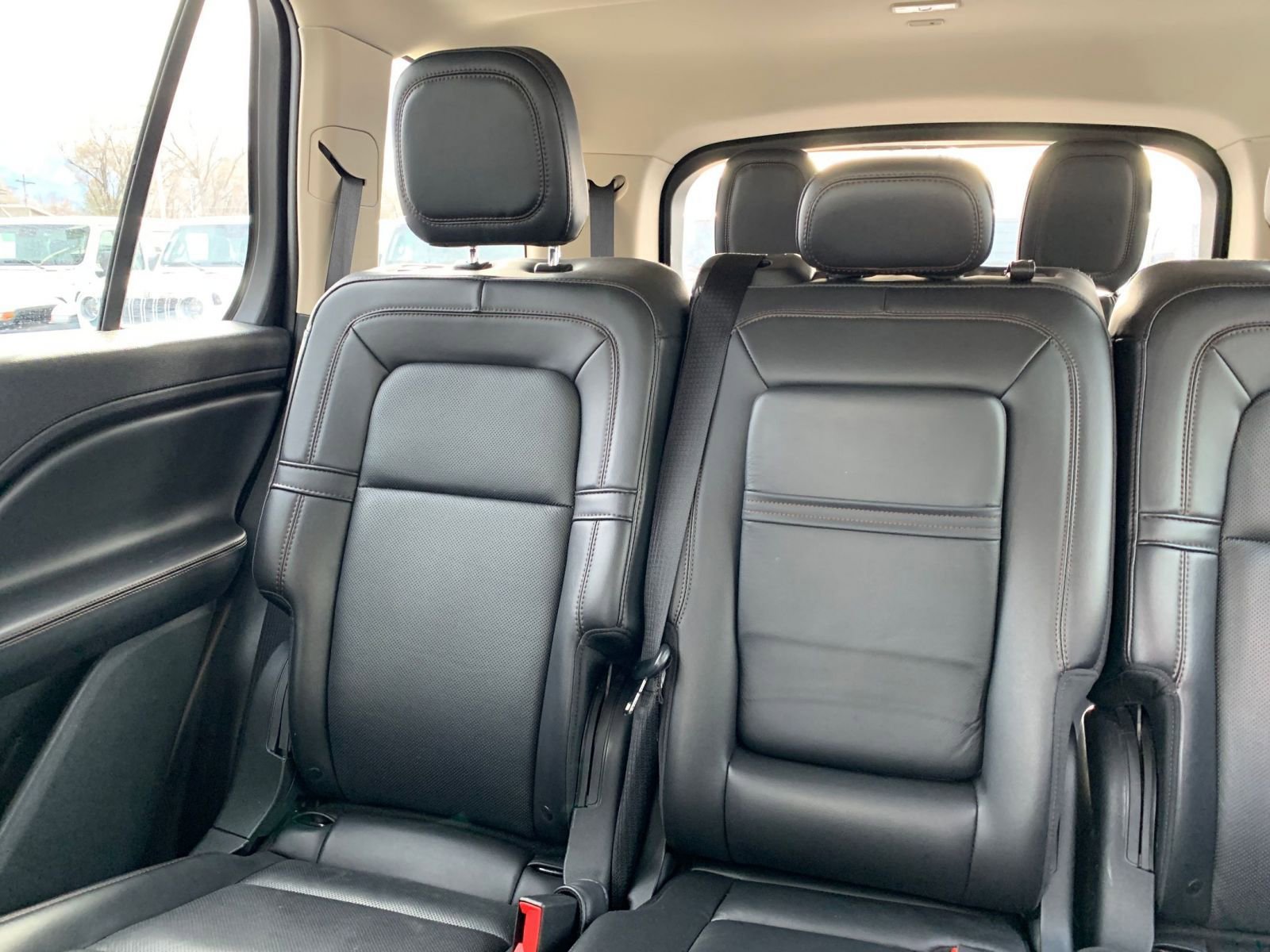 Used 2024 Lincoln Aviator Reserve image 42