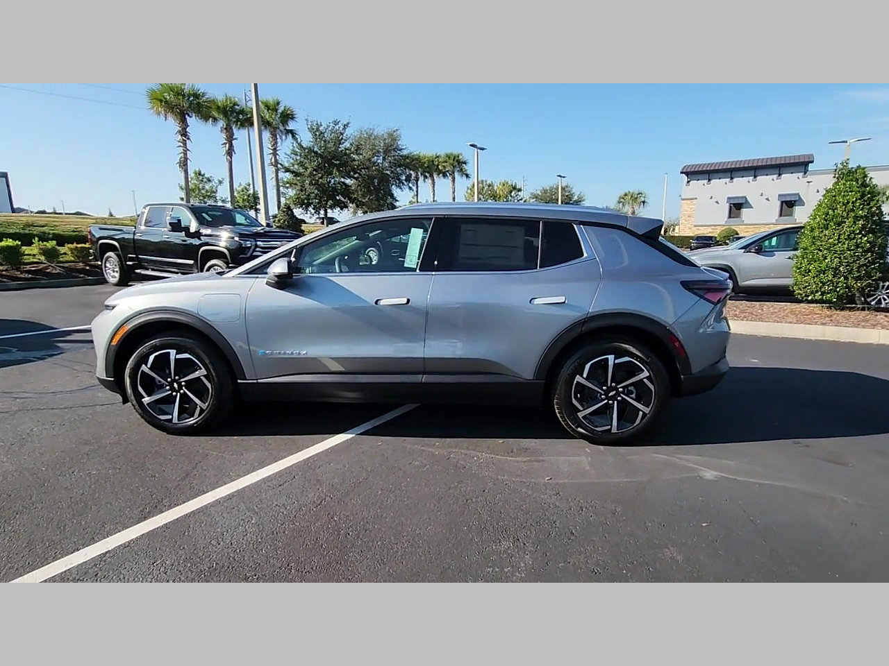 New 2026 Chevrolet Equinox EV LT image 19