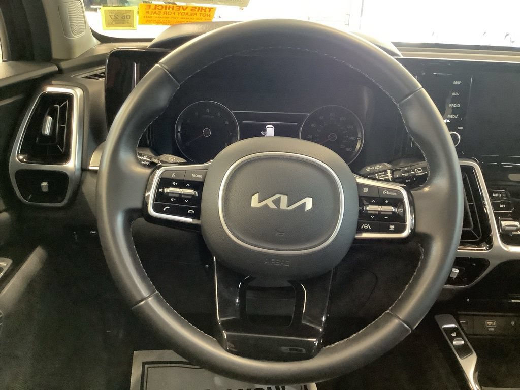 Certified 2022 Kia Sorento SX AWD/4WD image 13