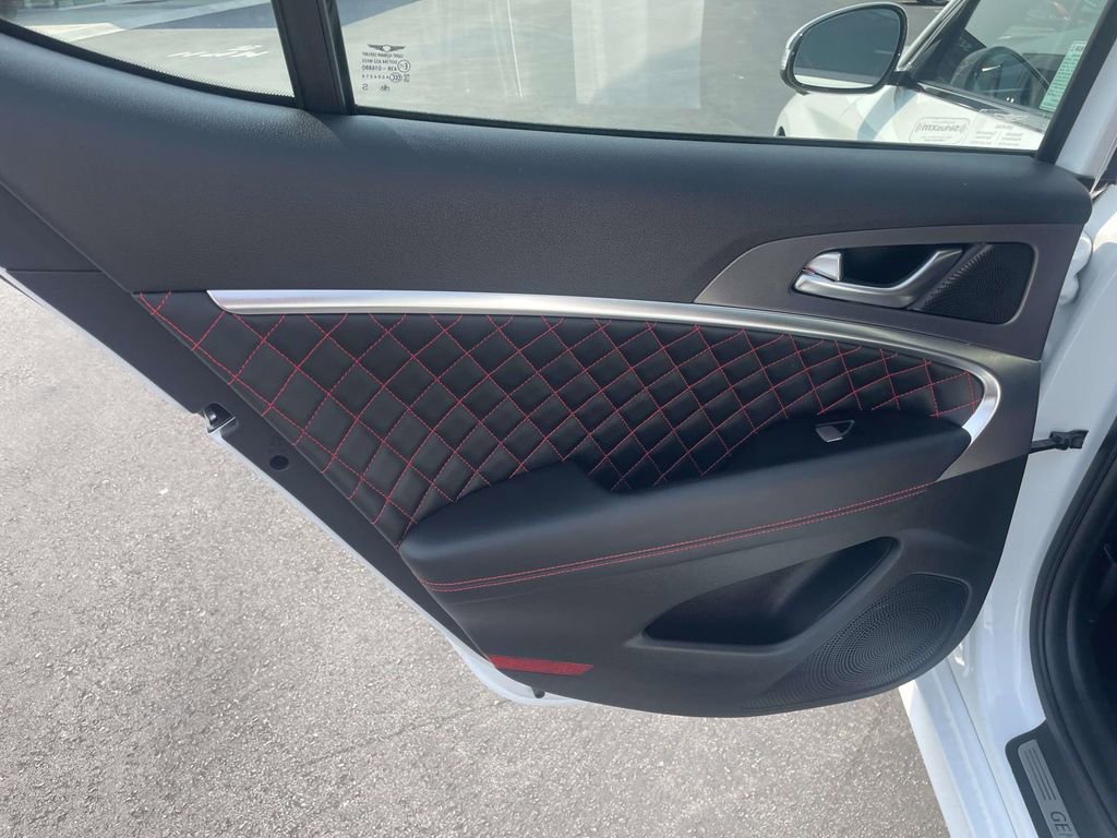 Used 2025 Genesis G70 3.3T Advanced w/ Sport Prestige Package image 21