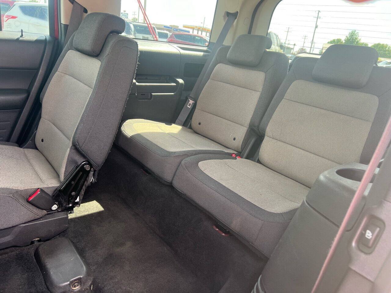 Used 2009 Ford Flex SE FWD image 18