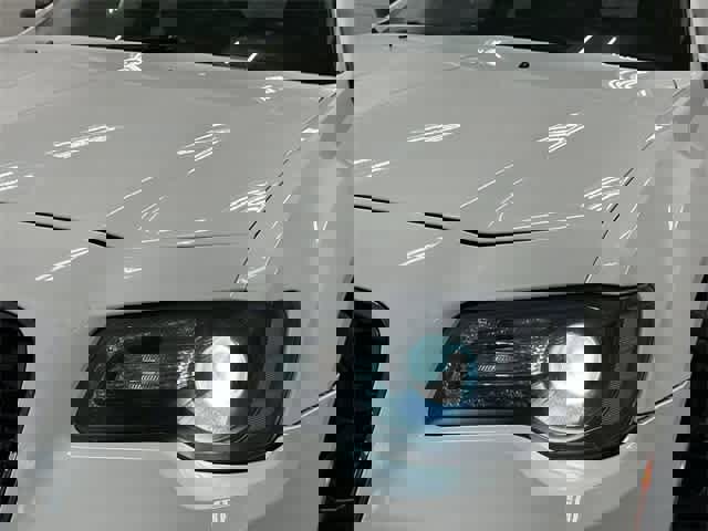 Used 2020 Chrysler 300 Touring w/ Sport Appearance Package image 31