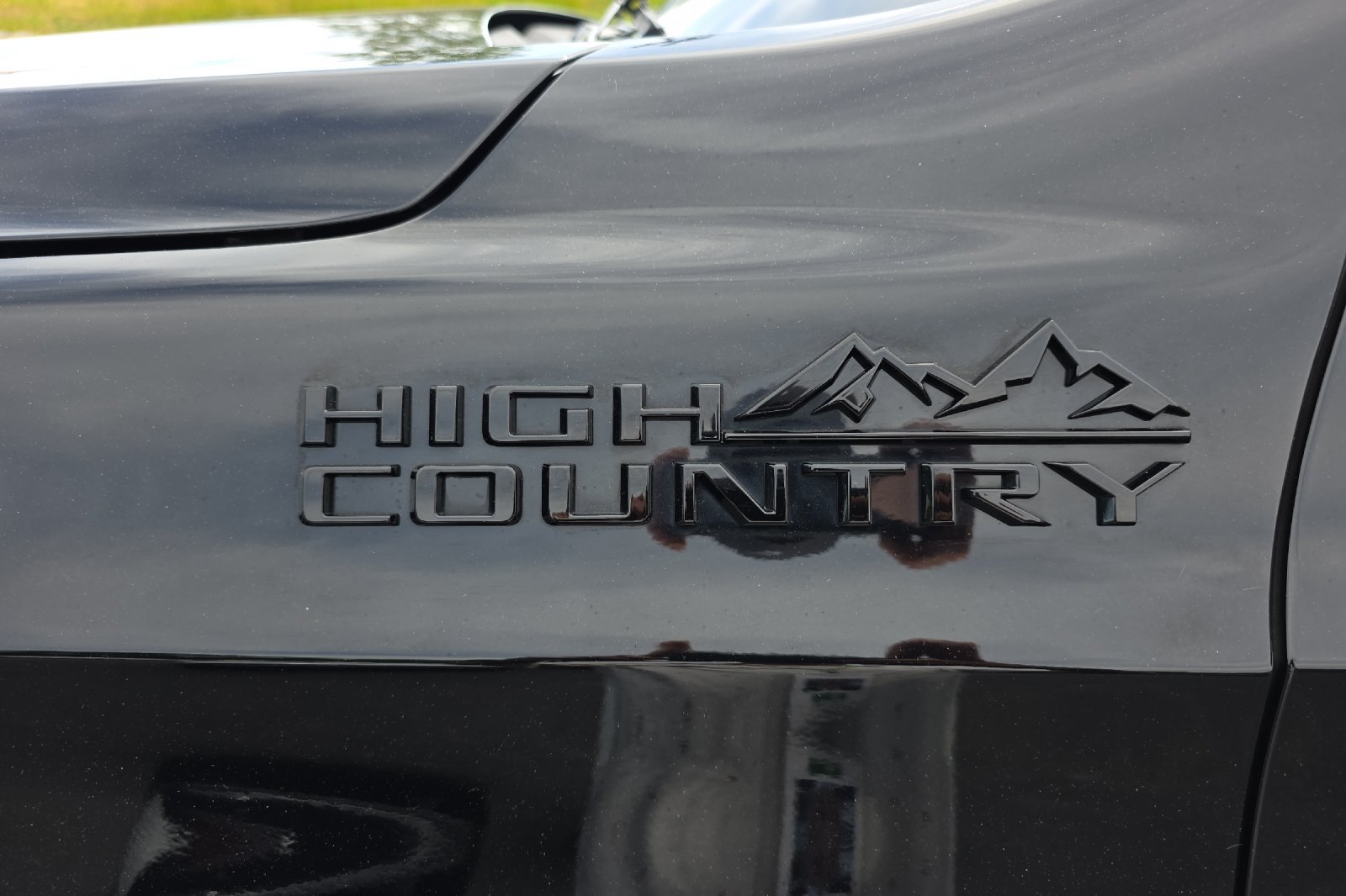 Used 2024 Chevrolet Tahoe High Country AWD/4WD image 34