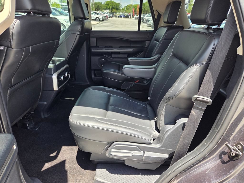 Used 2022 Ford Expedition XLT RWD image 7