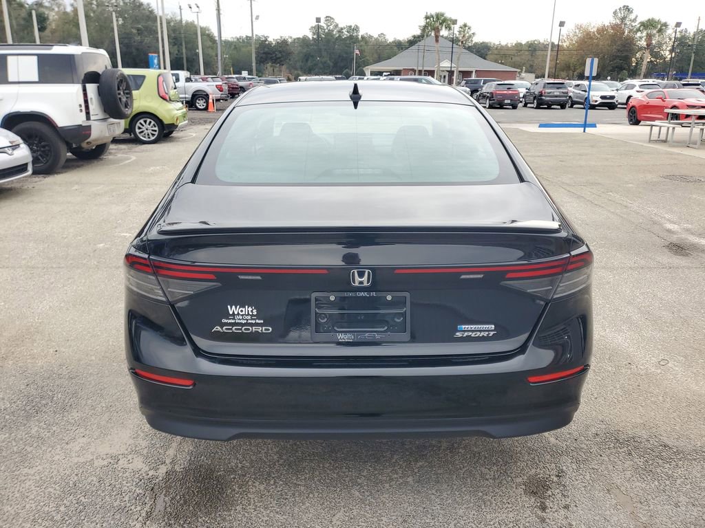 Used 2024 Honda Accord Sport image 10