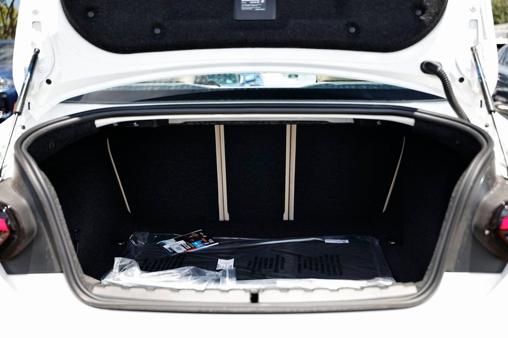 Used 2025 BMW 230i Coupe image 27