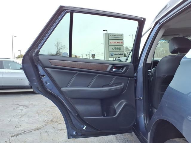 Used 2018 Subaru Outback 3.6R Limited image 14