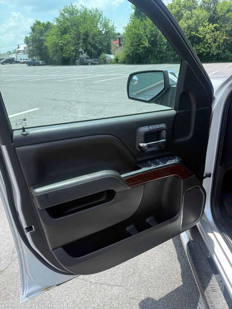Used 2018 GMC Sierra 1500 SLT AWD/4WD image 11