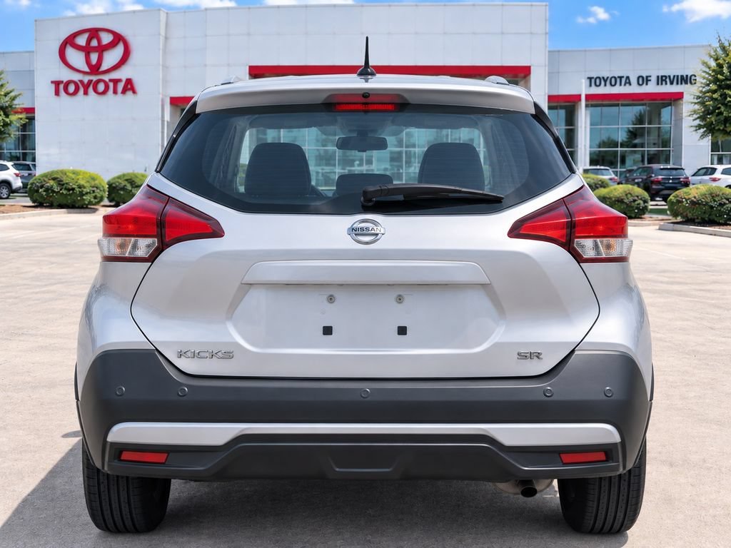 Used 2019 Nissan Kicks SR FWD image 9