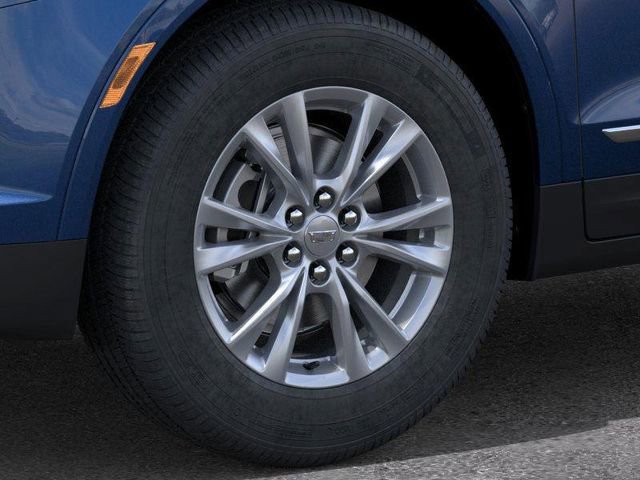 New 2026 Cadillac XT5 Luxury image 9