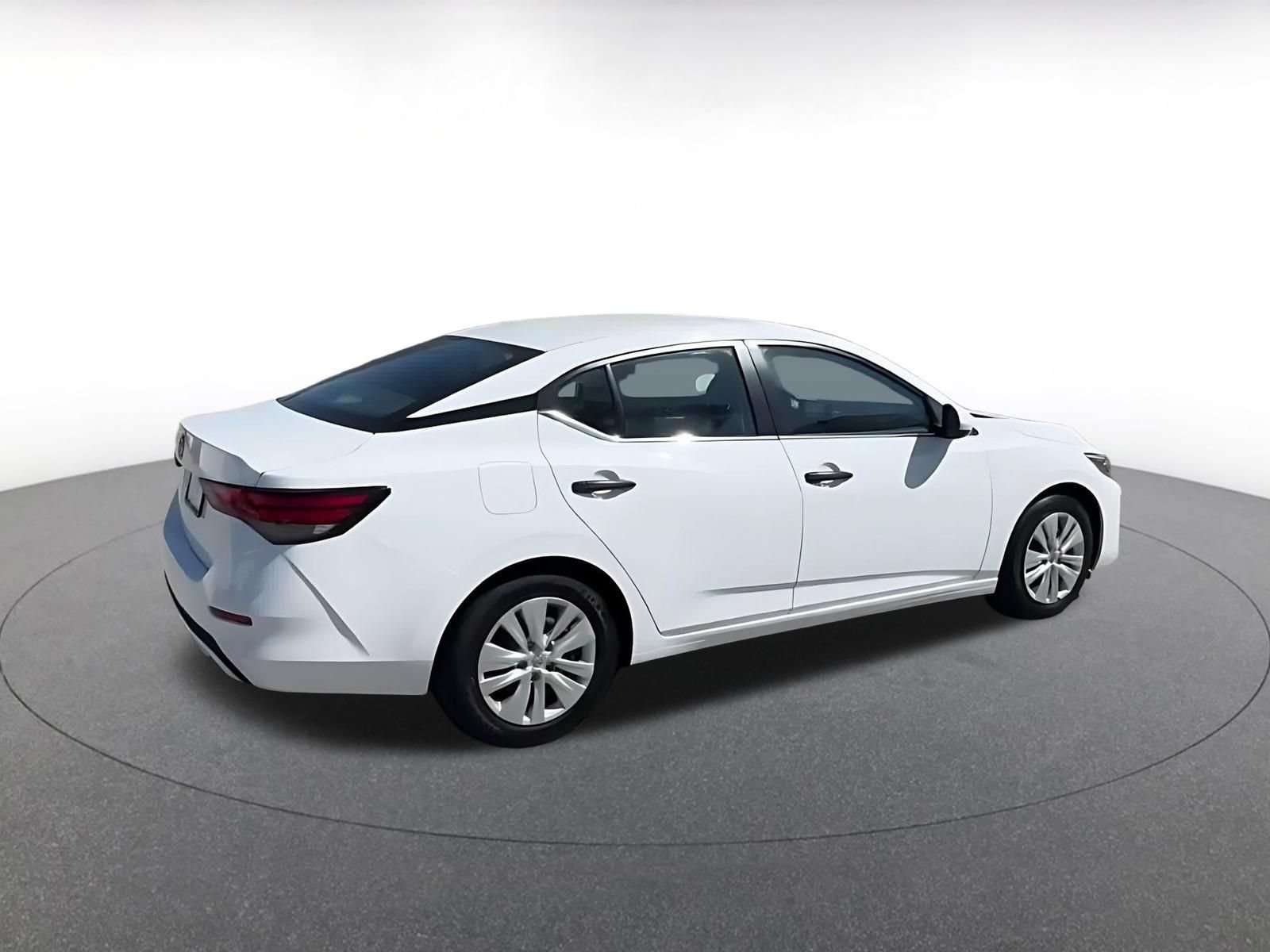 Used 2025 Nissan Sentra S FWD image 12