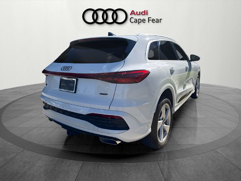 Used 2025 Audi Q5 Premium Plus AWD/4WD image 7
