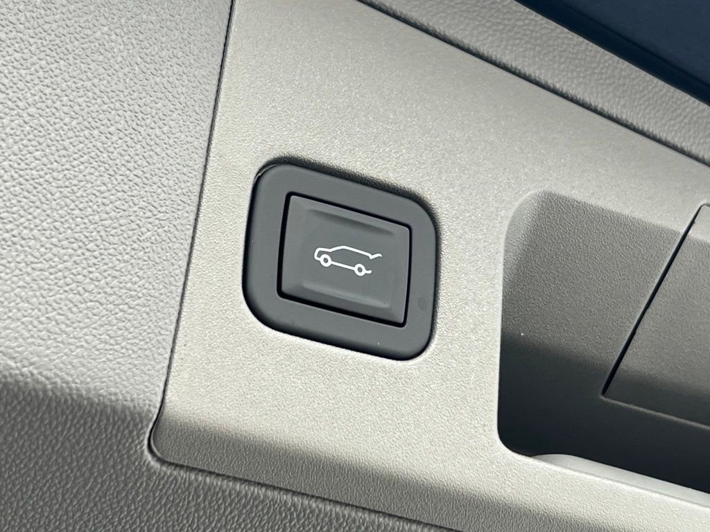 New 2026 Cadillac XT5 Premium Luxury w/ LPO, Floor Liner Package image 20