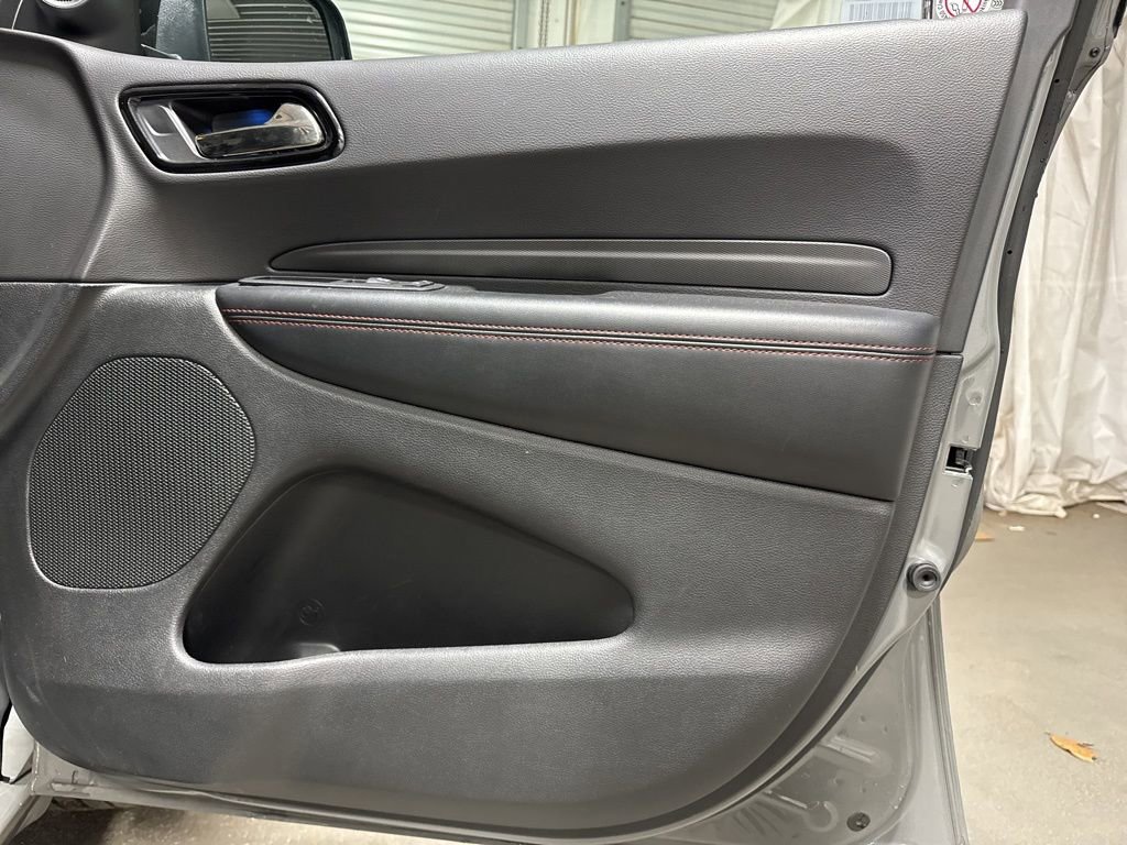 Used 2025 Dodge Durango GT image 9
