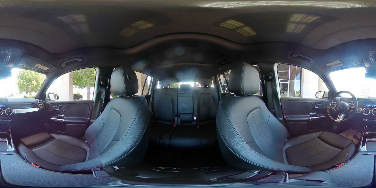 Used 2025 Mercedes-Benz GLB 250 image 45