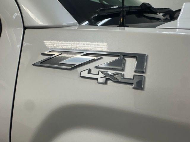 Used 2019 GMC Sierra 2500 SLT AWD/4WD image 38