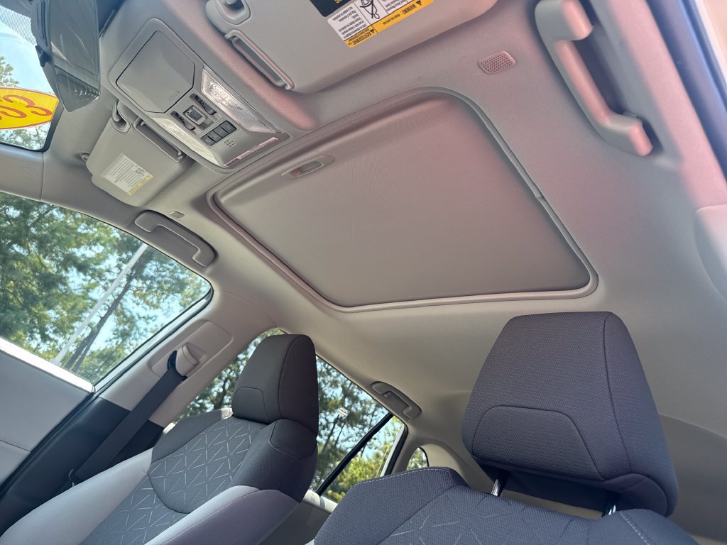 Used 2023 Toyota RAV4 XLE w/ Convenience Package FWD image 28