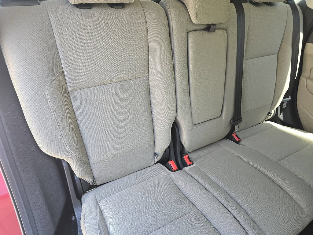 Used 2019 Ford Escape SE FWD image 19