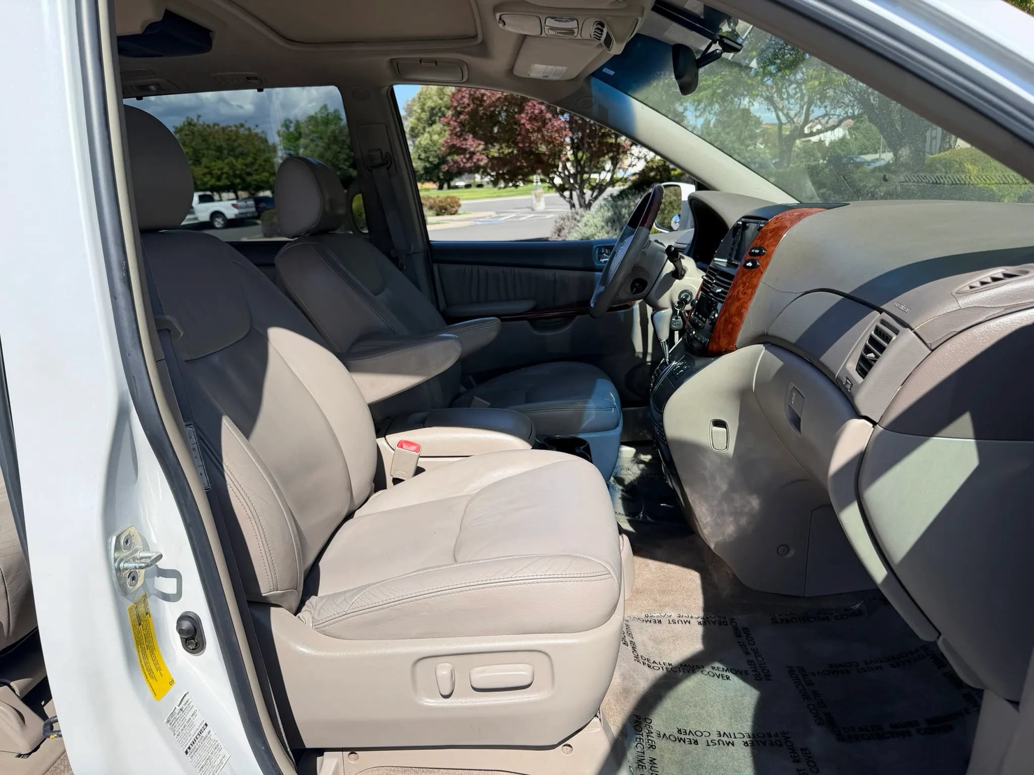 Used 2005 Toyota Sienna XLE Limited w/ XLE Limited Pkg 2 AWD/4WD image 26