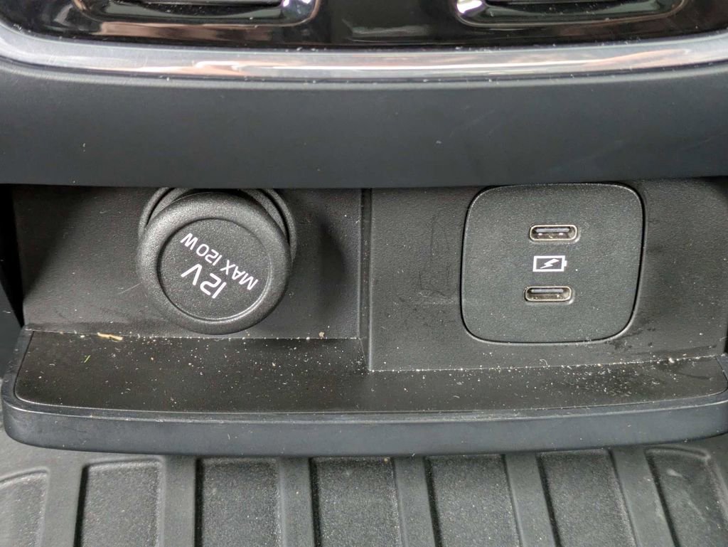 Certified 2023 Volvo S90 B6 Ultimate w/ Protection Package Premier image 15