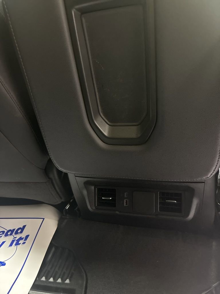 Used 2025 Chevrolet Silverado 2500 Custom w/ Custom Value Package image 26