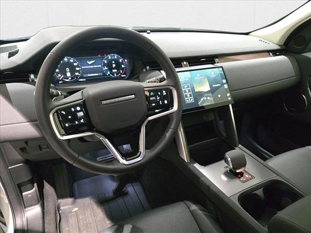 Used 2024 Land Rover Discovery Sport S image 18