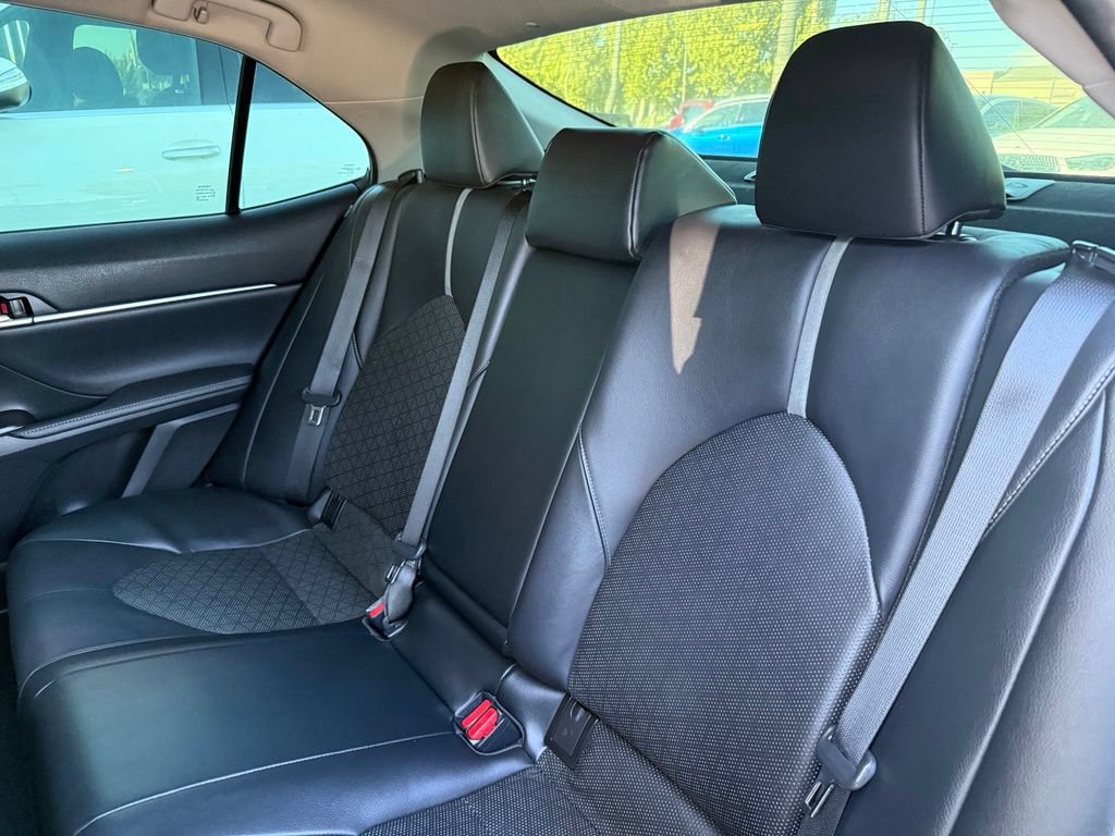 Used 2021 Toyota Camry XSE FWD image 13