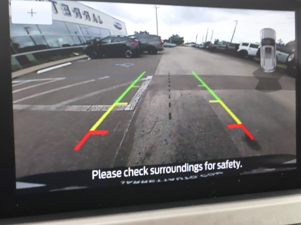 Used 2022 Ford Escape SEL FWD image 4