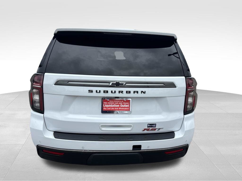 Used 2021 Chevrolet Suburban RST w/ Luxury Package AWD/4WD image 4