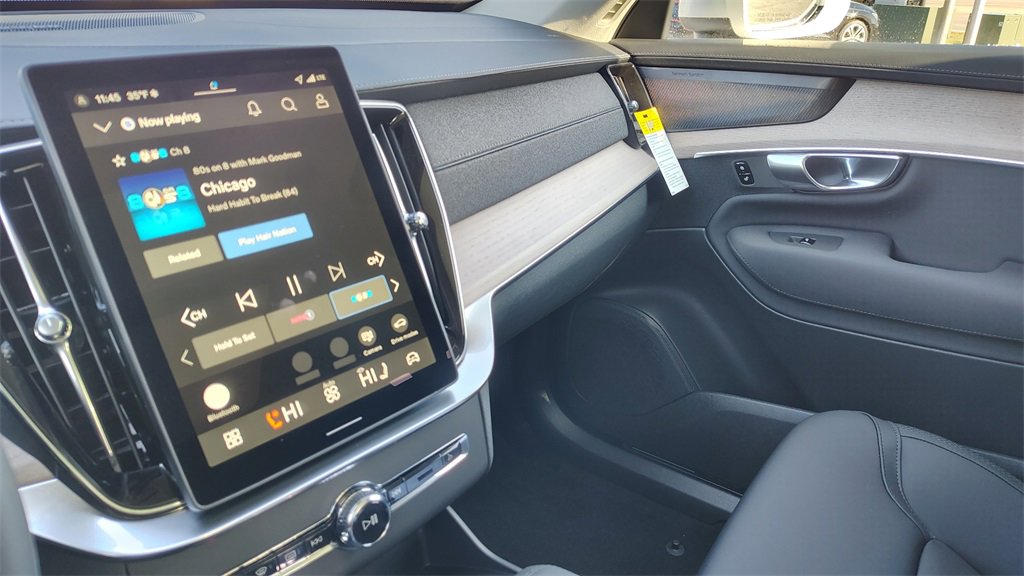 New 2026 Volvo XC90 B6 Plus image 25