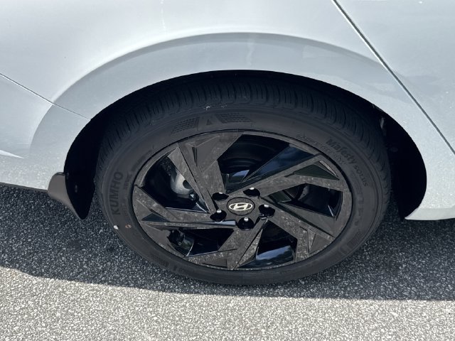 New 2026 Hyundai Elantra Sport FWD image 19