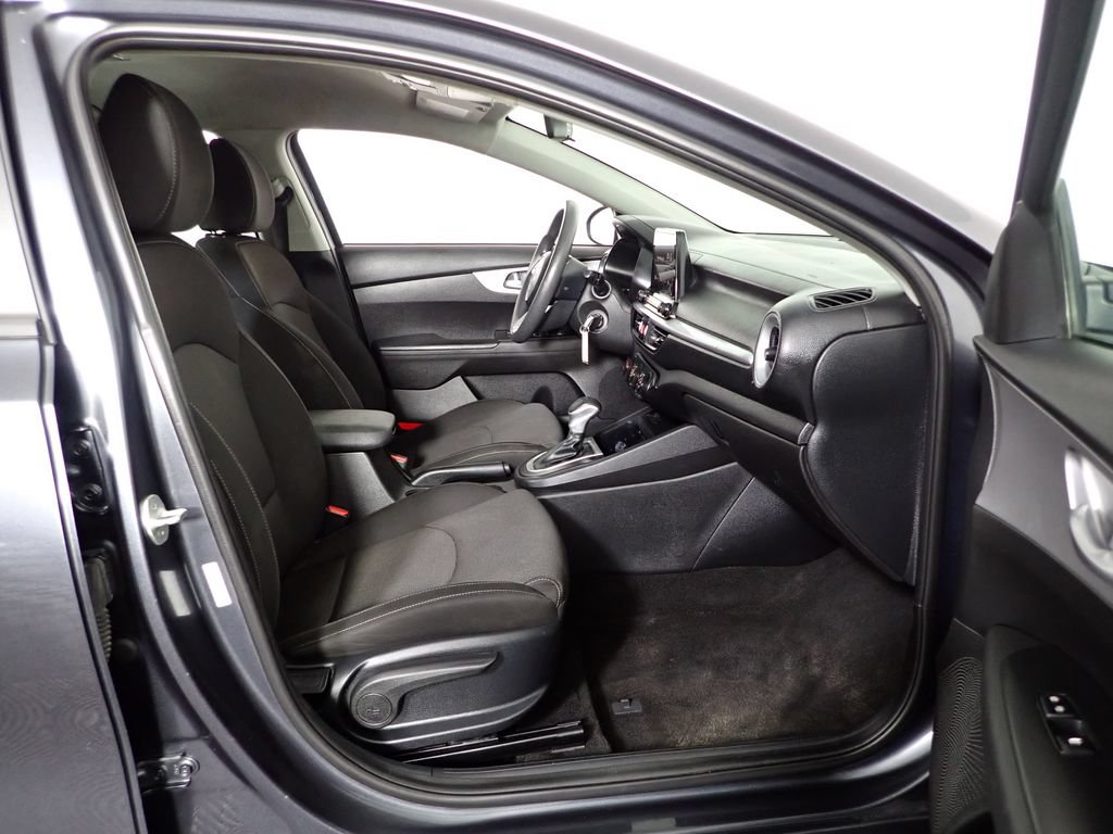 Used 2023 Kia Forte LXS FWD image 32