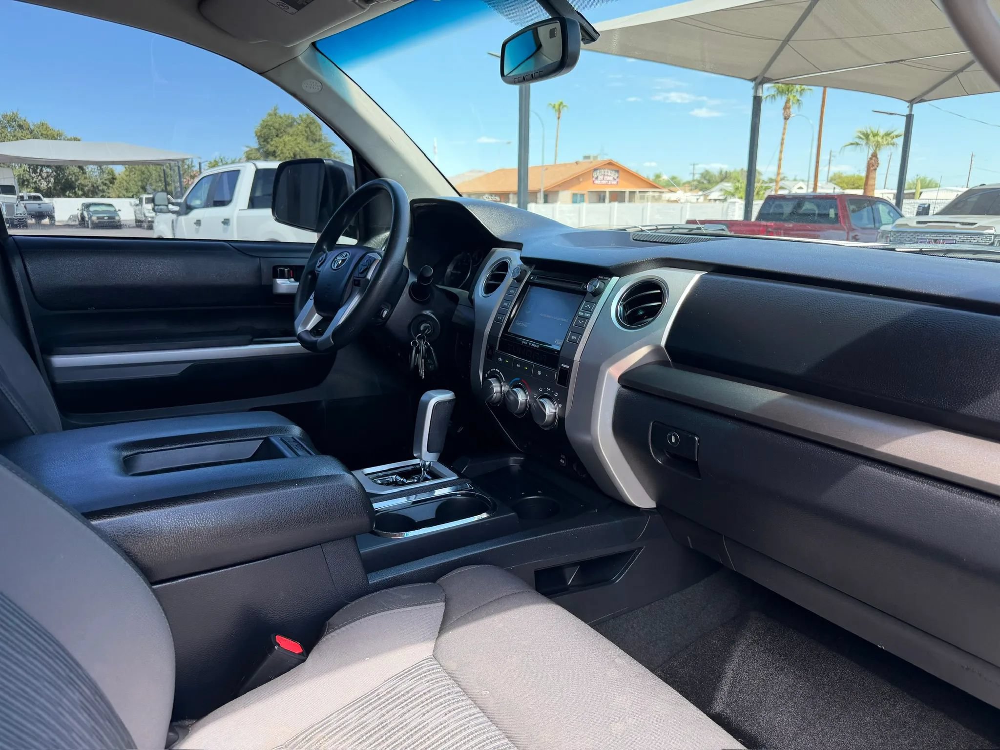 Used 2016 Toyota Tundra SR5 w/ SR5 Upgrade Package RWD image 26