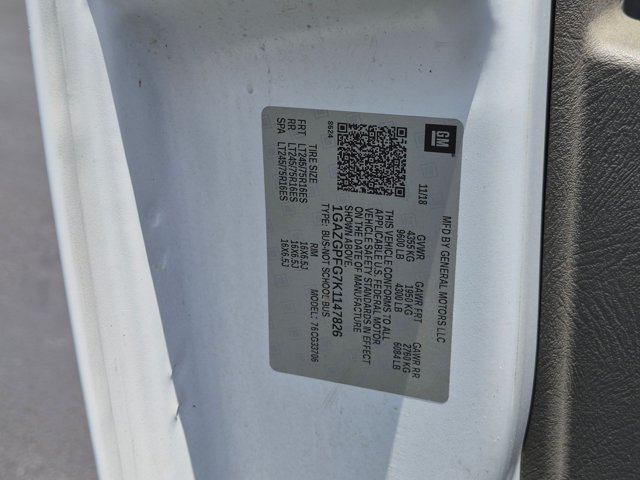 Used 2019 Chevrolet Express 3500 LT w/ LT Preferred Equipment Group RWD image 21