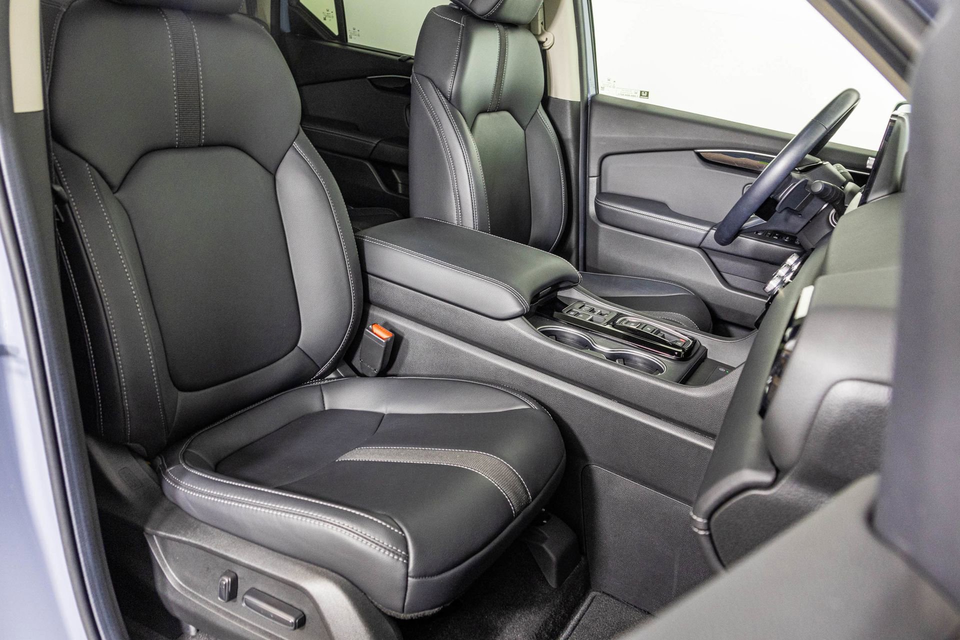 Used 2025 Honda Pilot Touring image 50
