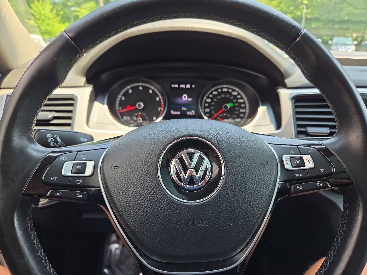 Used 2019 Volkswagen Atlas SE w/ Panoramic Sunroof Package AWD/4WD image 16